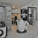 Luxury * 热舒夫